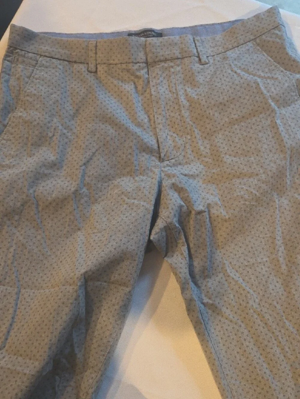 Banana Republic Light Gray Men's Dress Pants with Micro Dot Pattern